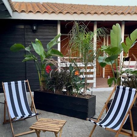 Waveshousetarifa Villa Exterior photo